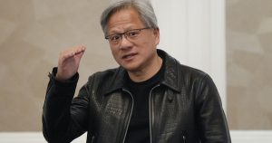 CEO Nvidia: AI có thể vượt qua mọi bài kiểm tra của con người sau 5 năm